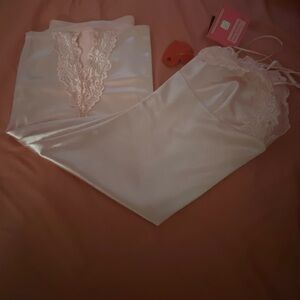 Light baby pink mini dress with lace slit so cutee brand neww